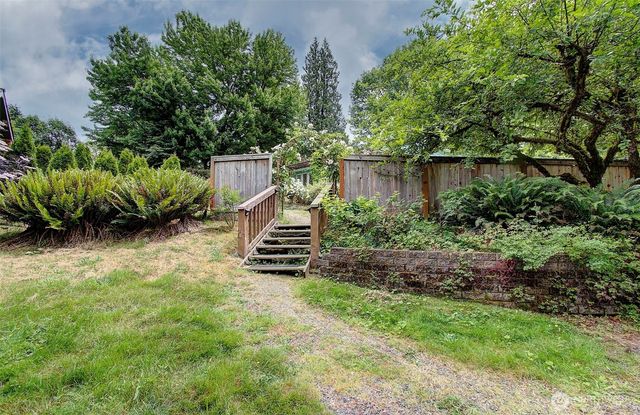 19432 NE Mattson Rd, Brush Prairie, WA 98606