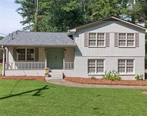 3167 Mountain Creek Lane NE, Roswell, GA 30075
