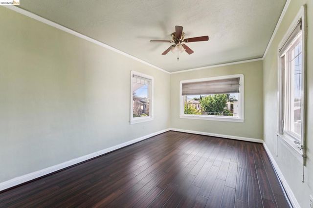 978 43Rd St, Oakland, CA 94608