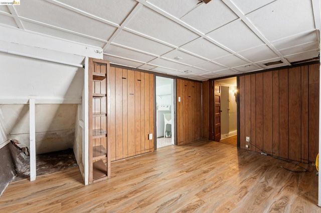 978 43Rd St, Oakland, CA 94608