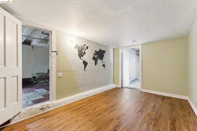 978 43Rd St, Oakland, CA 94608