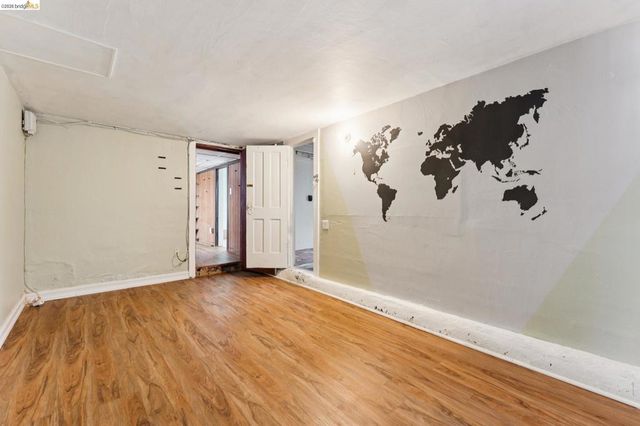 978 43Rd St, Oakland, CA 94608