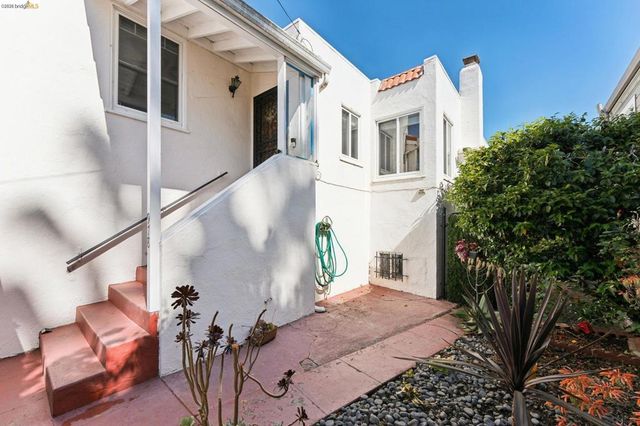 978 43Rd St, Oakland, CA 94608