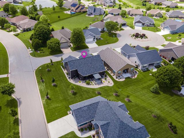 901 CLOVER COURT, Menasha, WI 54952
