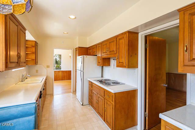 3665 Shadow Grove Road, Pasadena, CA 91107