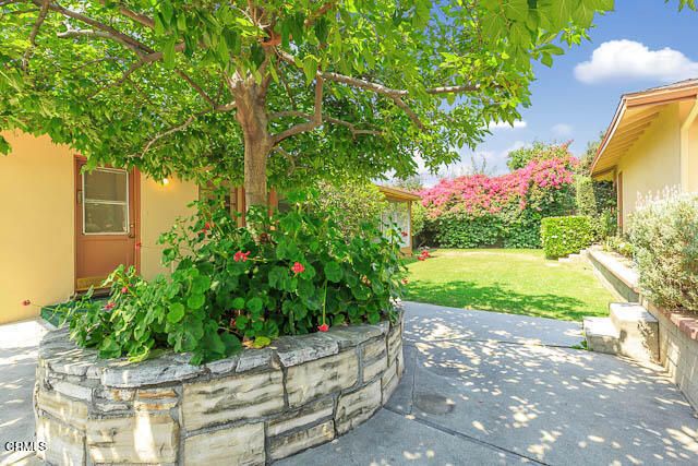 3665 Shadow Grove Road, Pasadena, CA 91107