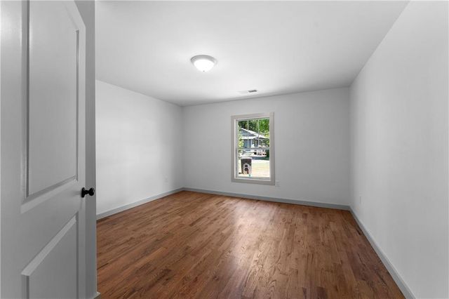 7 Litchfield Street, Cartersville, GA 30120