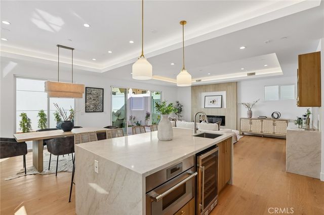 2019 Huntington Lane B, Redondo Beach, CA 90278