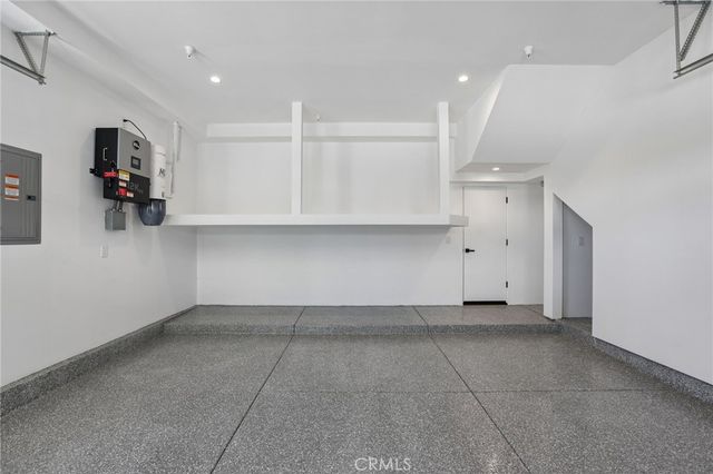2019 Huntington Lane B, Redondo Beach, CA 90278