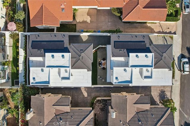 2019 Huntington Lane B, Redondo Beach, CA 90278