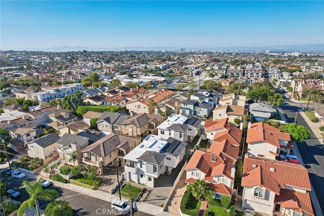 2019 Huntington Lane B, Redondo Beach, CA 90278