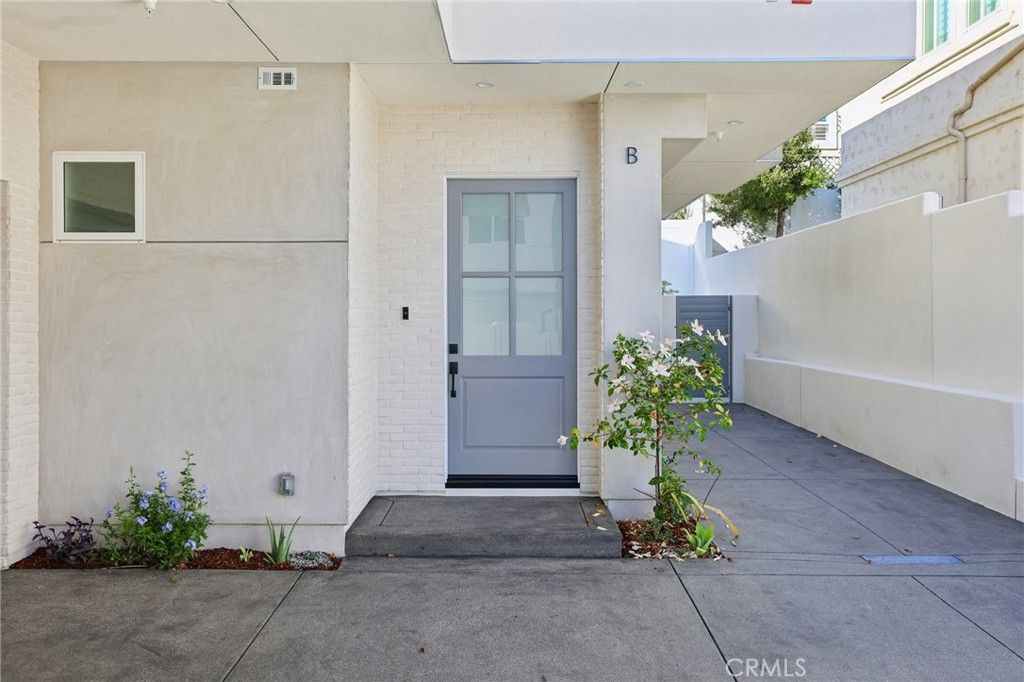 2019 Huntington Lane B, Redondo Beach, CA 90278 — photo 2
