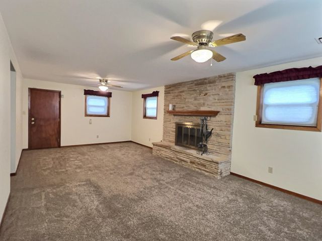 1150 N Wood Ave, Wichita, KS 67212