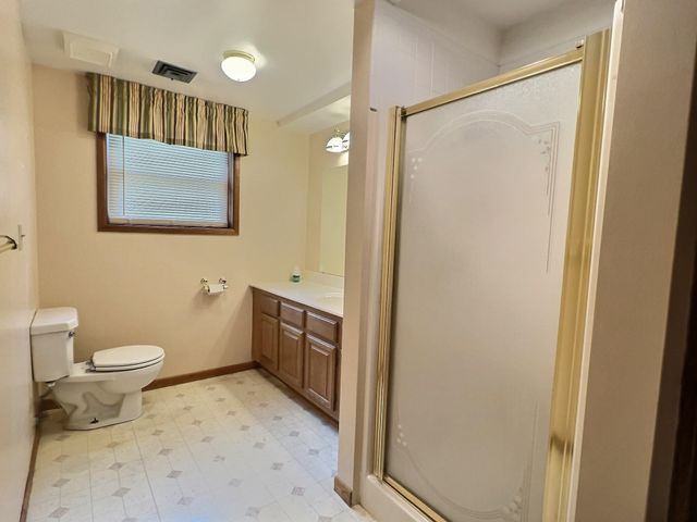 1150 N Wood Ave, Wichita, KS 67212