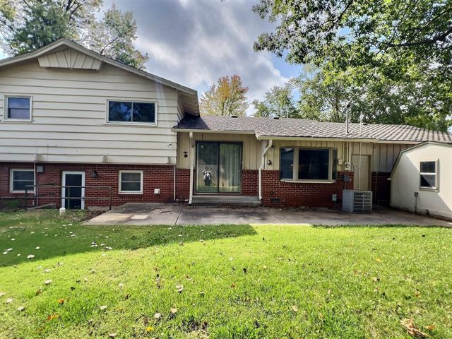 1150 N Wood Ave, Wichita, KS 67212