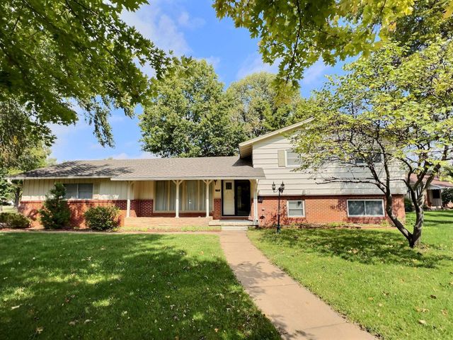 1150 N Wood Ave, Wichita, KS 67212