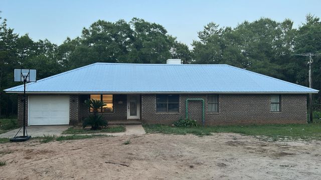 202 Bonita Drive, Defuniak Springs, FL 32433