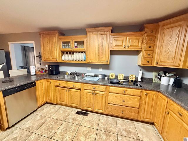 575 N Sutton Lane, Mayfield, KY 42066