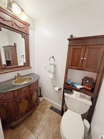 575 N Sutton Lane, Mayfield, KY 42066