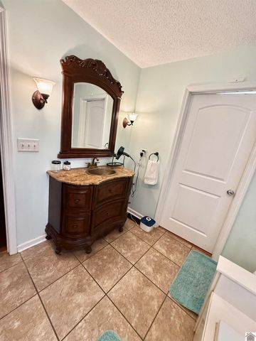 575 N Sutton Lane, Mayfield, KY 42066