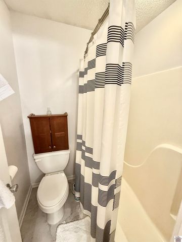 575 N Sutton Lane, Mayfield, KY 42066