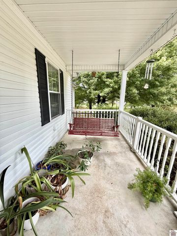 575 N Sutton Lane, Mayfield, KY 42066