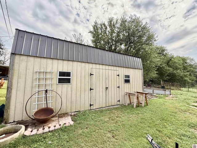 575 N Sutton Lane, Mayfield, KY 42066