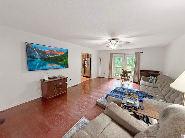 575 N Sutton Lane, Mayfield, KY 42066