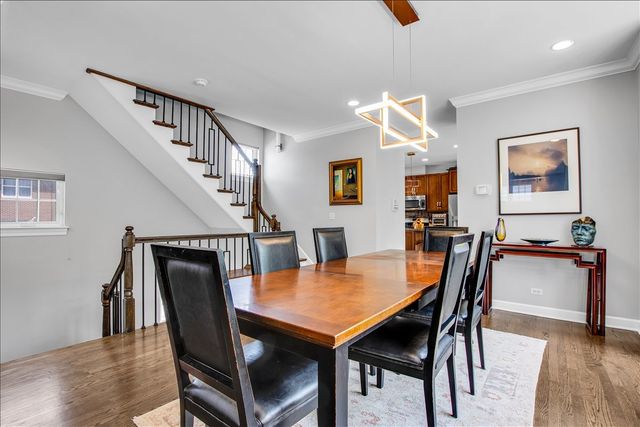 4922 S Cornell Avenue, Chicago, IL 60615