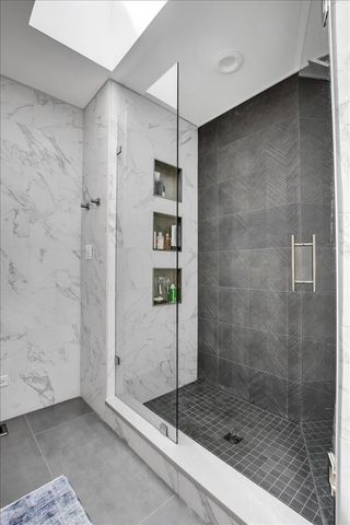 4922 S Cornell Avenue, Chicago, IL 60615