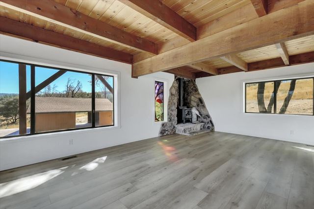 10417 Tasha Rd, Nevada City, CA 95959