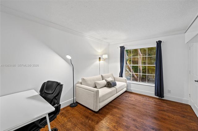 2721 Montevideo Ave, Cooper City, FL 33026