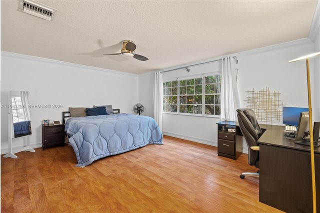 2721 Montevideo Ave, Cooper City, FL 33026