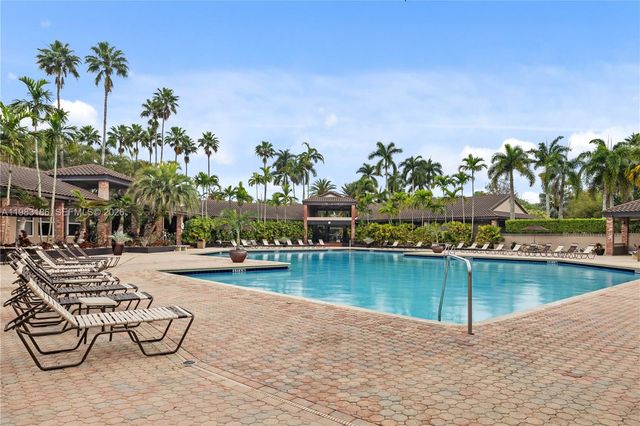 2721 Montevideo Ave, Cooper City, FL 33026