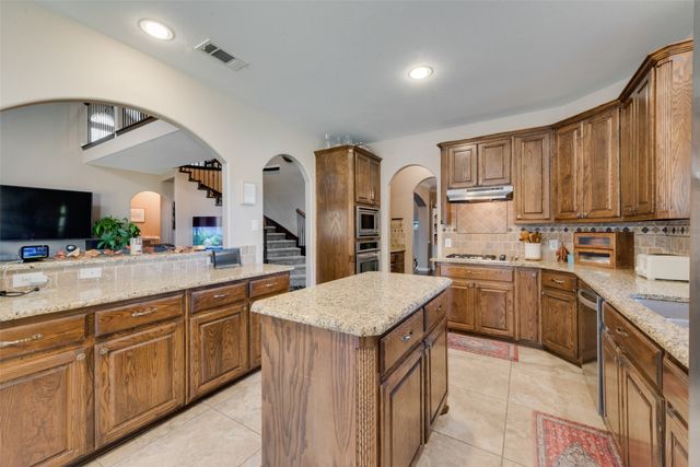 11912 Golden Bell Lane, Frisco, TX 75035