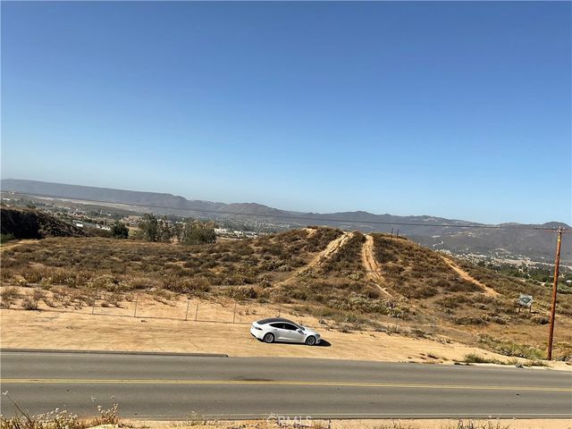 23777 Wildomar Trail, Wildomar, CA 92595