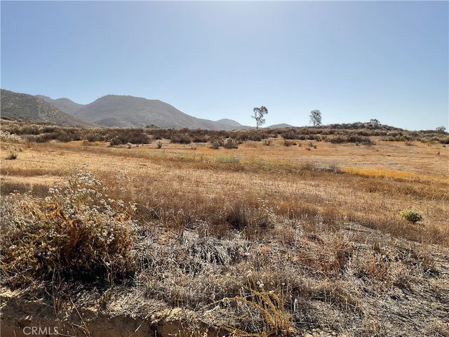 23777 Wildomar Trail, Wildomar, CA 92595