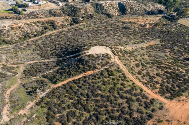 23777 Wildomar Trail, Wildomar, CA 92595