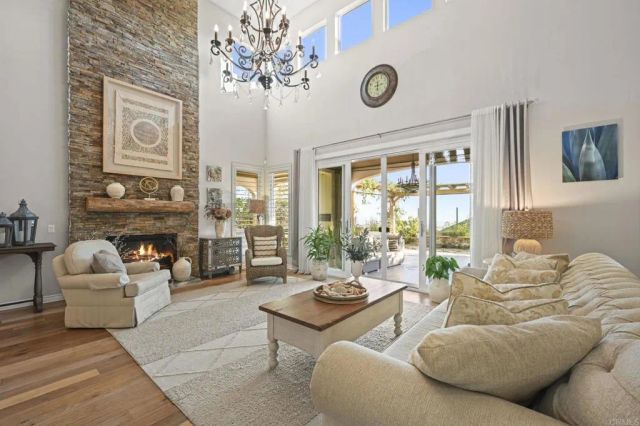 743 Costa Del Sur, San Marcos, CA 92078