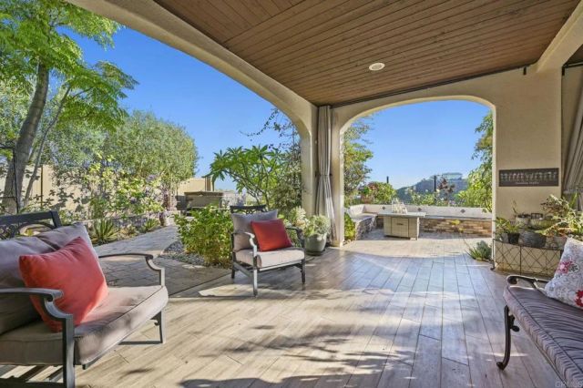 743 Costa Del Sur, San Marcos, CA 92078