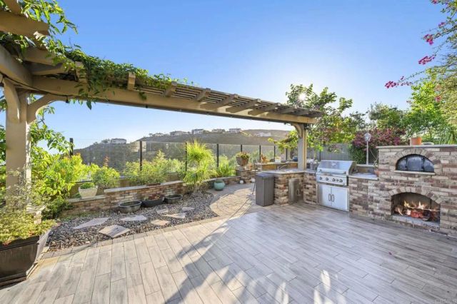 743 Costa Del Sur, San Marcos, CA 92078