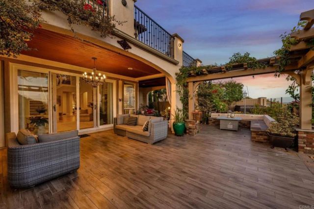 743 Costa Del Sur, San Marcos, CA 92078