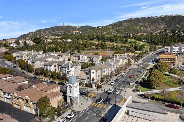 743 Costa Del Sur, San Marcos, CA 92078