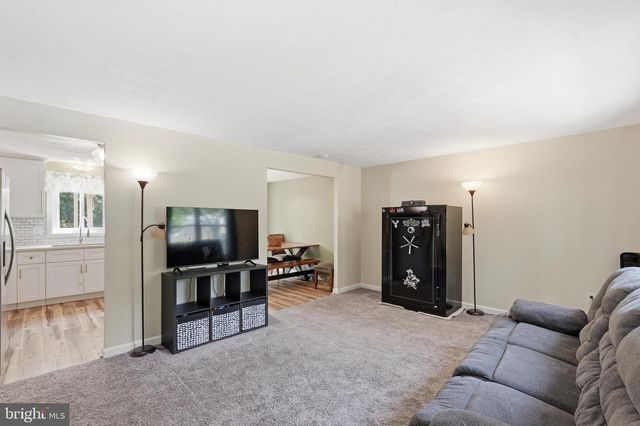 4600 TAYLOR CT, Waldorf, MD 20602