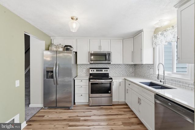 4600 TAYLOR CT, Waldorf, MD 20602
