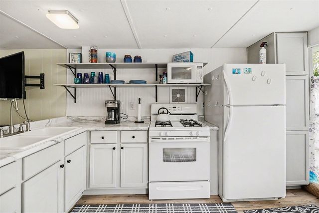 2759 Basin Street, Ludington, MI 49431