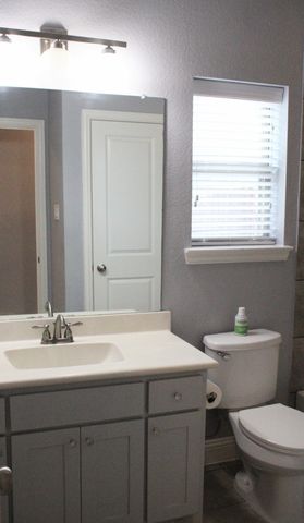 111 Cambridge Street, Waxahachie, TX 75165
