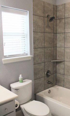 111 Cambridge Street, Waxahachie, TX 75165