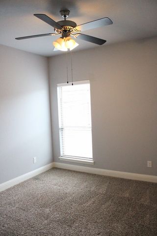 111 Cambridge Street, Waxahachie, TX 75165