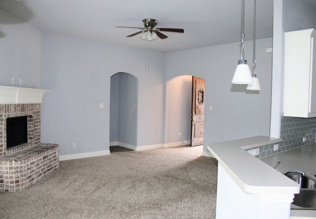 111 Cambridge Street, Waxahachie, TX 75165